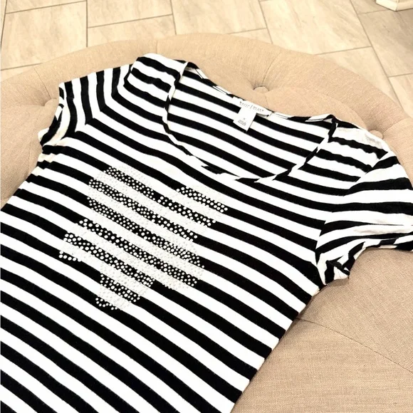 White House Black Market SS Top - Picture 6 of 9